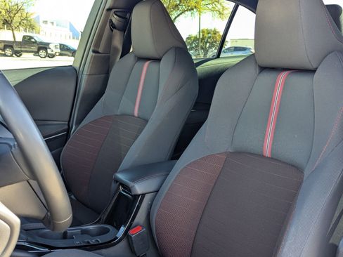 Used 2023 Toyota Corolla SE image 13