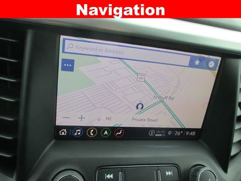 Used 2023 GMC Acadia SLT w/ Technology Package image 16