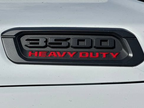 New 2026 RAM 3500 Tradesman AWD/4WD image 32