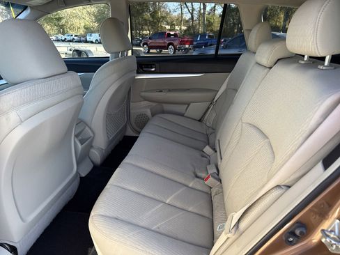 Used 2011 Subaru Outback 2.5i Premium w/ All-Weather Pkg image 13