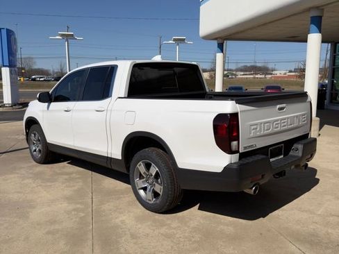 Used 2024 Honda Ridgeline RTL image 3