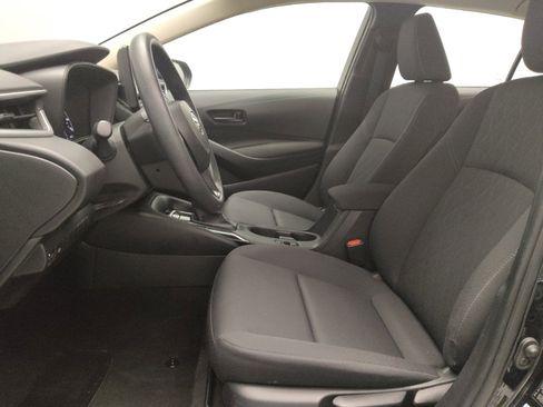 Used 2024 Toyota Corolla LE image 17