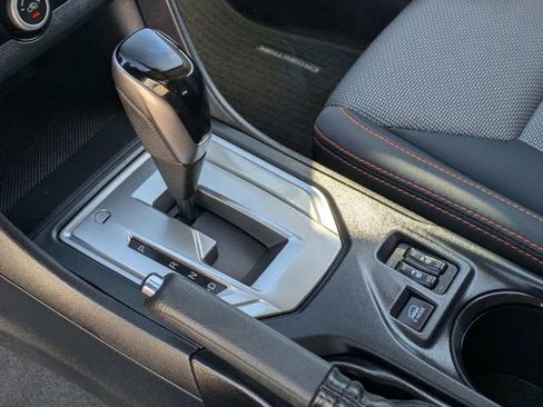 Used 2023 Subaru Crosstrek 2.0i Premium image 24