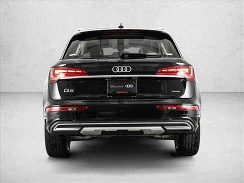Certified 2023 Audi Q5 2.0T Premium w/ Convenience Package AWD/4WD image 7