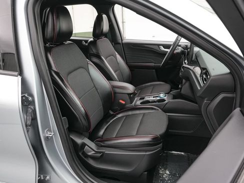 Certified 2024 Ford Escape ST-Line w/ Tech Pack #1 AWD/4WD image 23