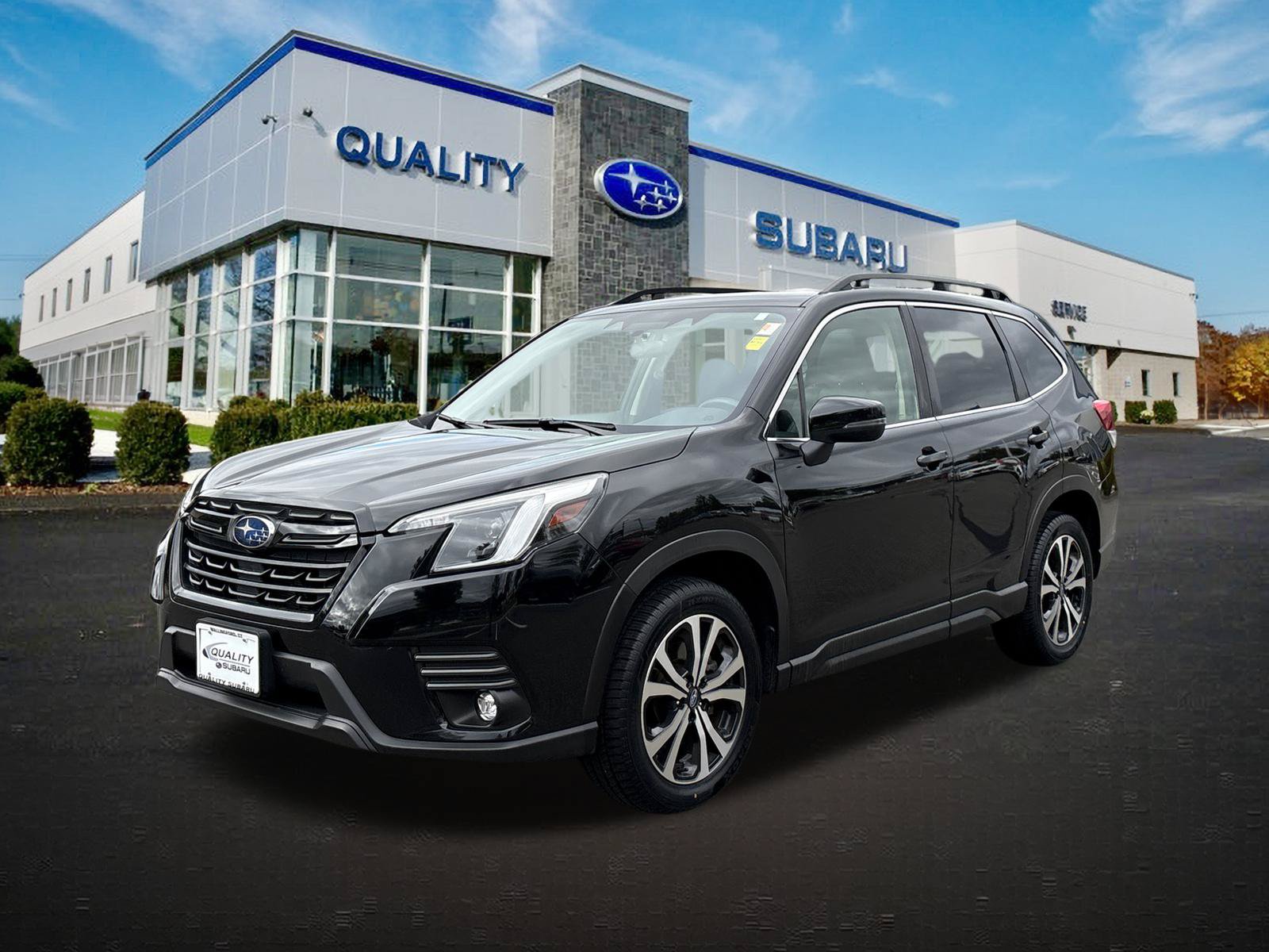 Used 2024 Subaru Forester Limited AWD/4WD image 1