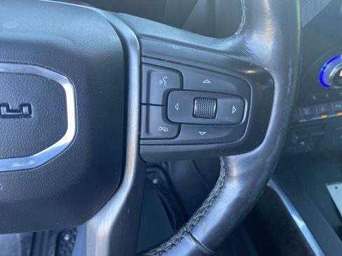 Used 2022 GMC Sierra 3500 Denali w/ Denali Black Diamond Edition image 12