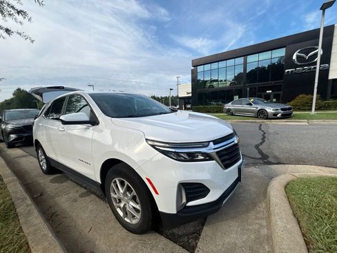 Used 2023 Chevrolet Equinox LT FWD image 9