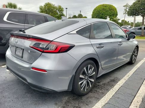 Used 2024 Honda Civic EX-L image 5