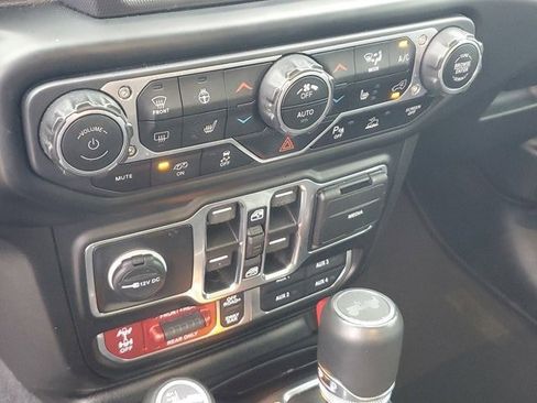 Certified 2023 Jeep Wrangler Unlimited Rubicon 392 w/ Xtreme Recon 35" Tire Package image 25