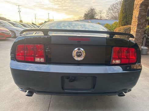 Used 2007 Ford Mustang GT image 4