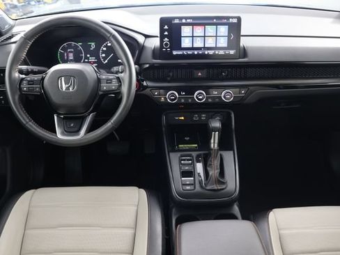 Used 2025 Honda CR-V Sport Touring image 2
