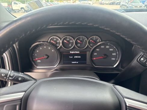 Used 2021 Chevrolet Silverado 1500 LT Trail Boss w/ Bed Protection Package AWD/4WD image 11