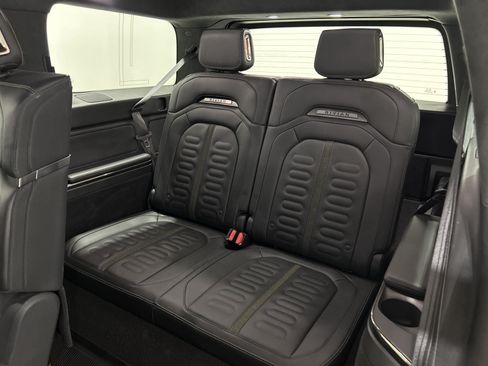 Used 2022 Rivian R1S Launch Edition AWD/4WD image 22