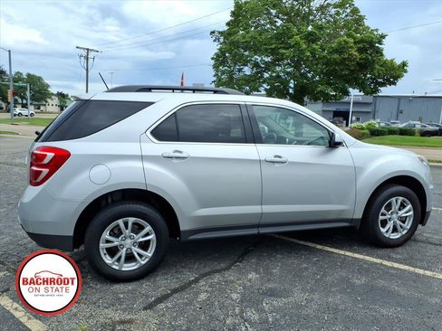 Used 2017 Chevrolet Equinox LT w/ Convenience Package FWD image 8