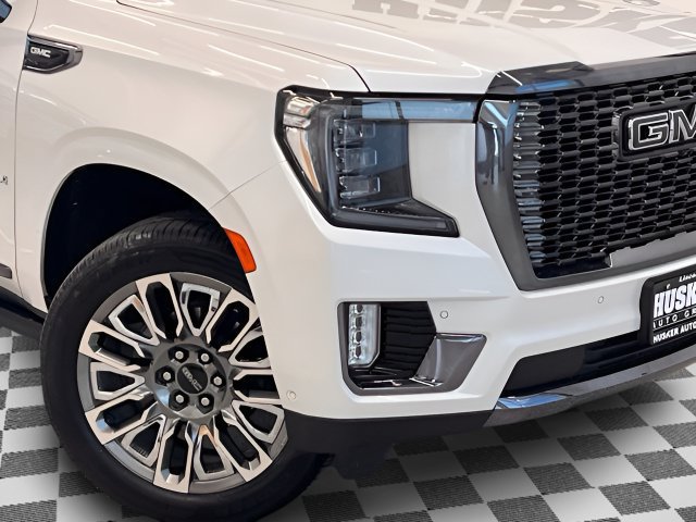 Certified 2024 GMC Yukon Denali Ultimate w/ LPO, Illumination Package AWD/4WD image 37