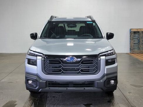 Used 2026 Subaru Outback Touring XT AWD/4WD image 3