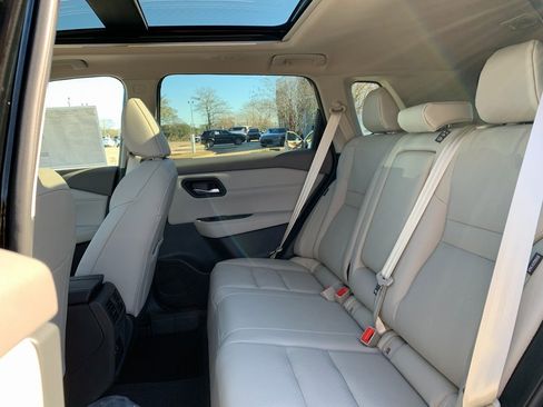 New 2026 Nissan Rogue SV image 24