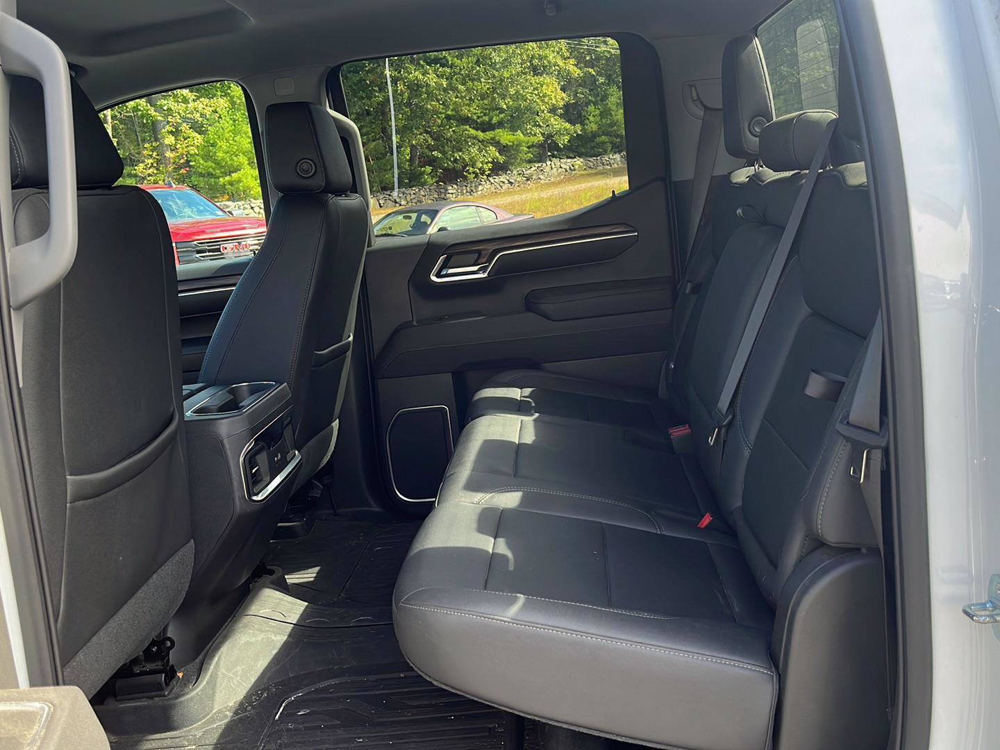 Certified 2023 GMC Sierra 1500 SLT w/ SLT Premium Package AWD/4WD image 11