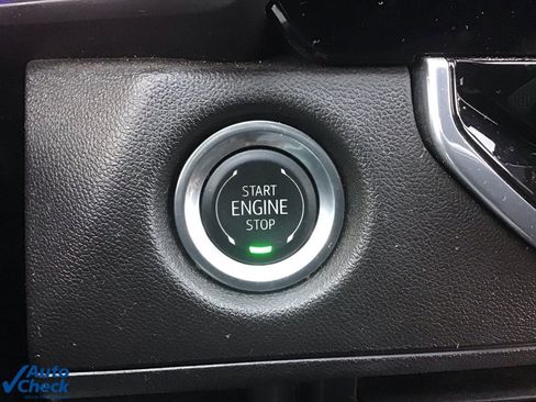 Used 2024 Chevrolet Colorado W/T w/ WT Convenience Package image 32