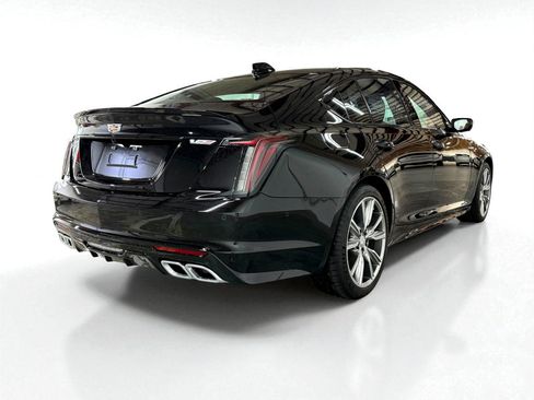 New 2026 Cadillac CT5 V image 9