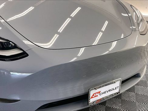 Used 2023 Tesla Model Y Performance AWD/4WD image 29