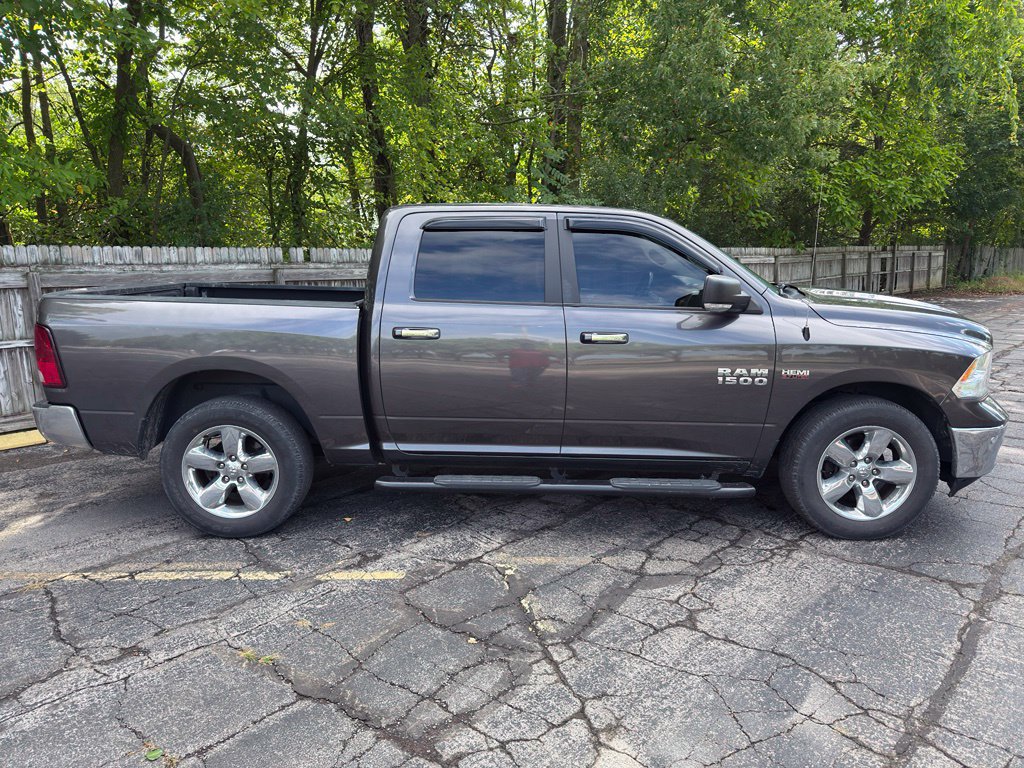 Used 2017 RAM 1500 Big Horn AWD/4WD image 11