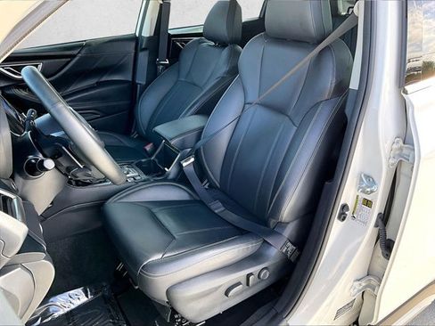 Used 2023 Subaru Forester Touring image 27
