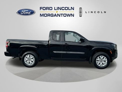 Used 2023 Nissan Frontier SV w/ Technology Package image 5