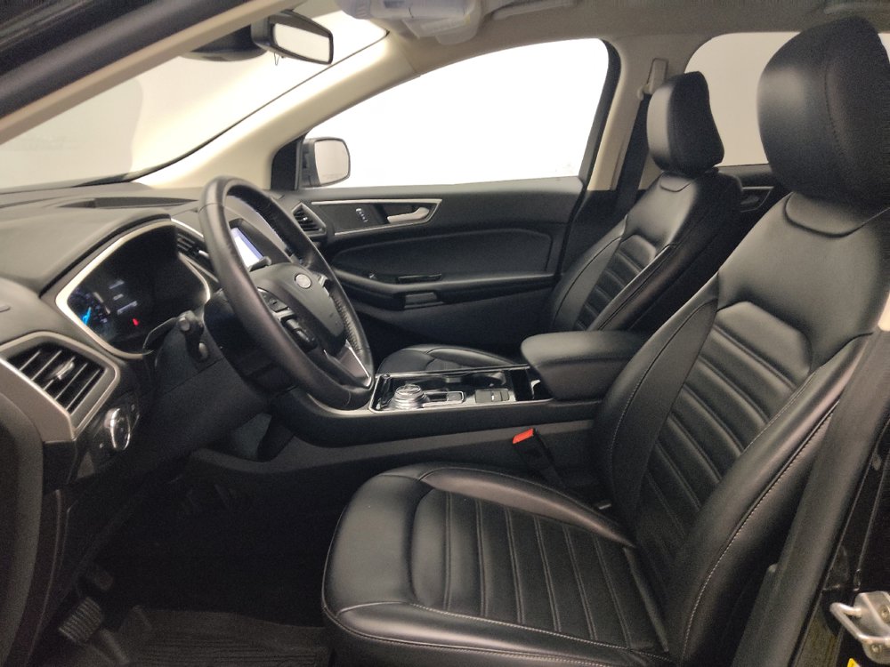 Used 2020 Ford Edge SEL FWD image 17