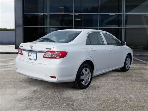 Used 2013 Toyota Corolla L image 7