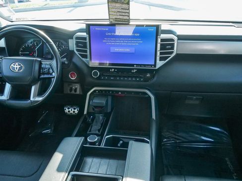 Used 2022 Toyota Tundra Limited image 11
