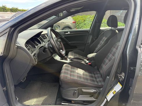 Used 2015 Volkswagen GTI S FWD image 10