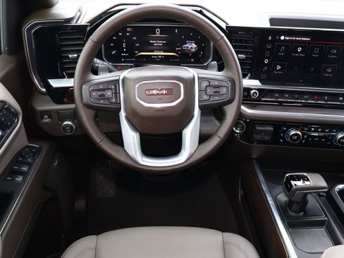 Used 2026 GMC Sierra 1500 SLT RWD image 8