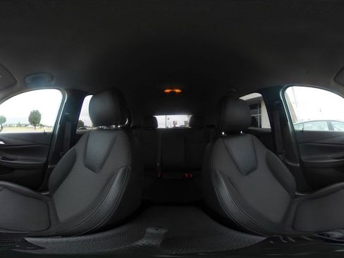 Used 2025 Buick Encore GX Preferred FWD image 41