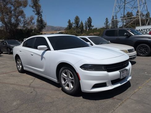 Used 2022 Dodge Charger SXT w/ Leather Interior Group RWD image 1
