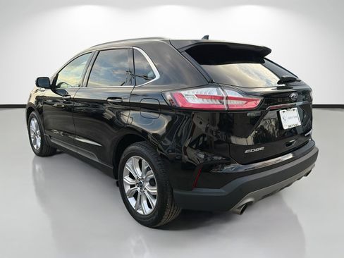 Used 2020 Ford Edge Titanium image 5