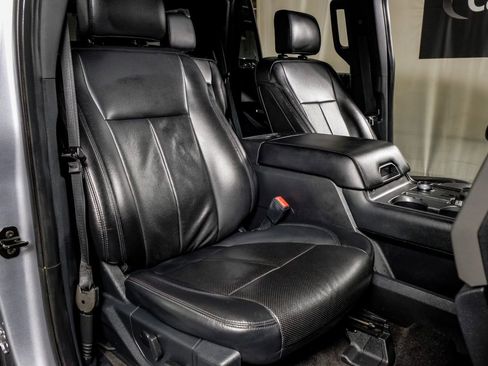 Used 2020 Ford Expedition XLT w/ Equipment Group 202A image 28