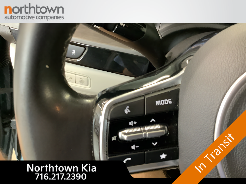 Certified 2023 Kia Carnival SX FWD image 30