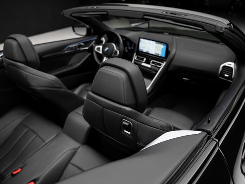Used 2023 BMW M850i xDrive Convertible w/ M Sport Professional Package AWD/4WD image 74