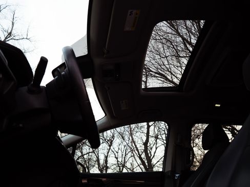 Used 2023 Honda Odyssey Touring image 35