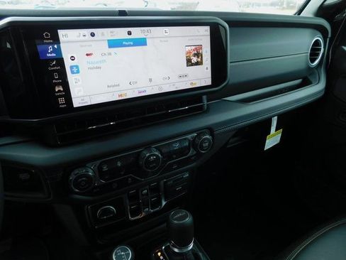 New 2026 Jeep Gladiator Sport AWD/4WD image 14