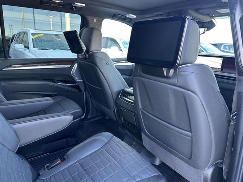 Certified 2025 Cadillac Escalade ESV Premium Luxury Platinum w/ LPO, Floor Liner Package image 23