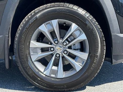 New 2026 Chevrolet Equinox LT w/ Convenience Package II AWD/4WD image 17
