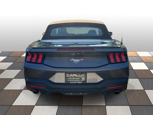Used 2024 Ford Mustang Premium image 5