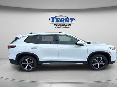 New 2025 Volkswagen Tiguan SE