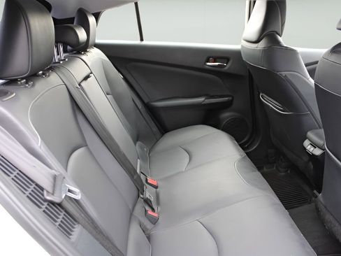 Certified 2022 Toyota Prius Prime XLE FWD image 23