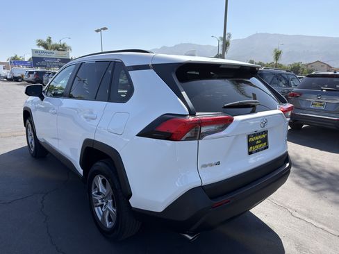 Used 2025 Toyota RAV4 XLE FWD image 6
