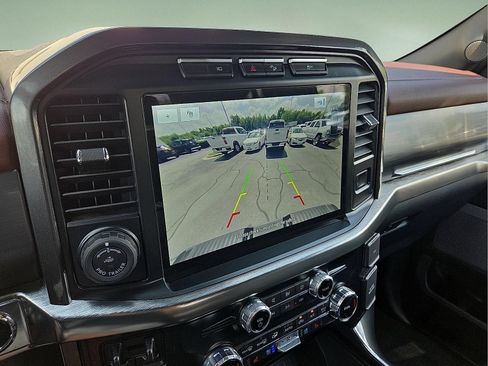 Used 2022 Ford F150 Lariat AWD/4WD image 8