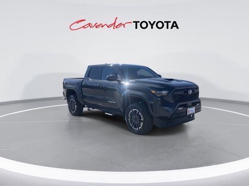 Used 2024 Toyota Tacoma TRD Sport image 2